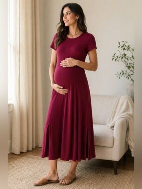Hatch Short-Sleeve Midi Maternity Dress in Wine Red